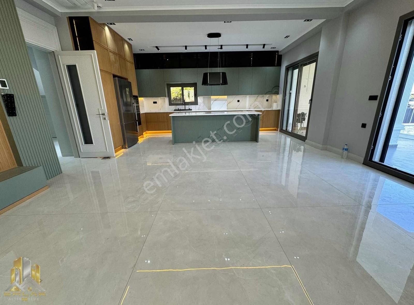 Altınoluk Narlı,da Havuzlu 4+1 Ultra Lüx Akıllı Müstakil Villa - Görsel 15