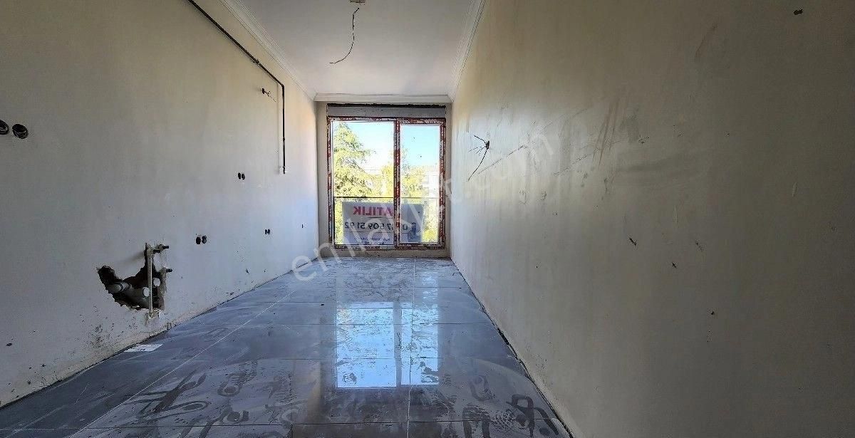 Pendik Batı Mahllesi Kısmı Deniz Manzaralı Satılık 3+1 Daire - Görsel 3