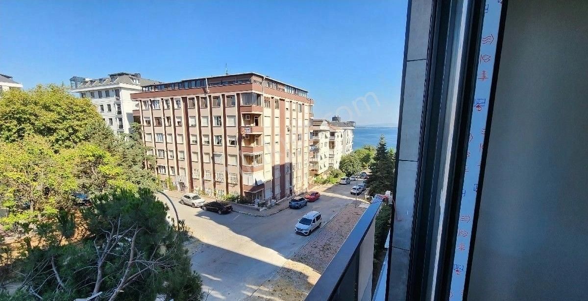 Pendik Batı Mahllesi Kısmı Deniz Manzaralı Satılık 3+1 Daire - Görsel 4