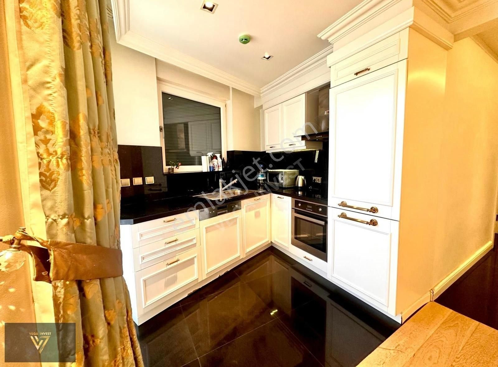 Konyaaltı Liman Mah.2+1 Eşyalı Denize Çok Yakın Satılık Daire - Görsel 15