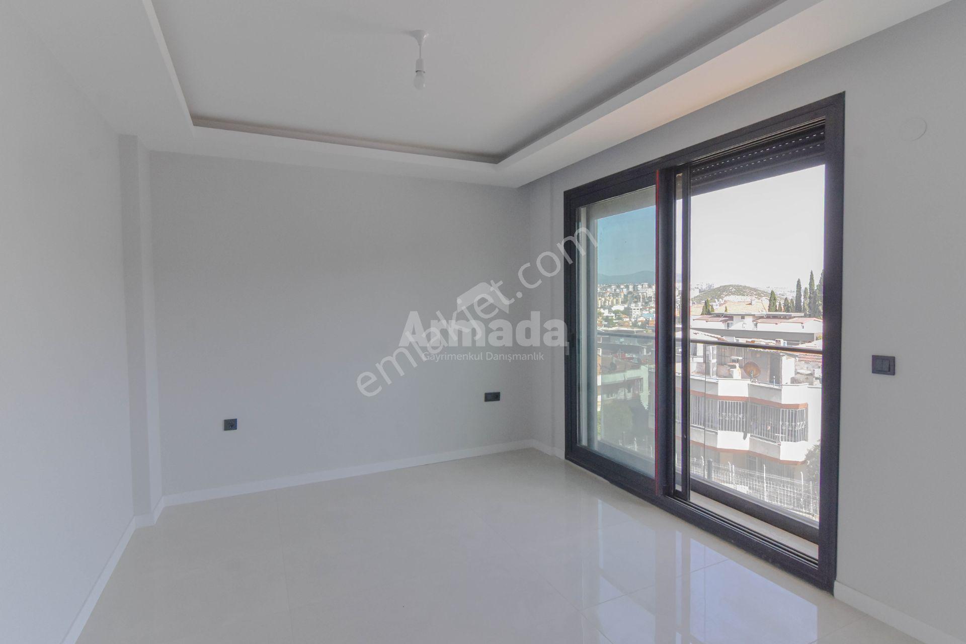 Kuşadası Kadınlar Denizi'nde Butik Site İçerisinde 1+1 Daire - Görsel 7