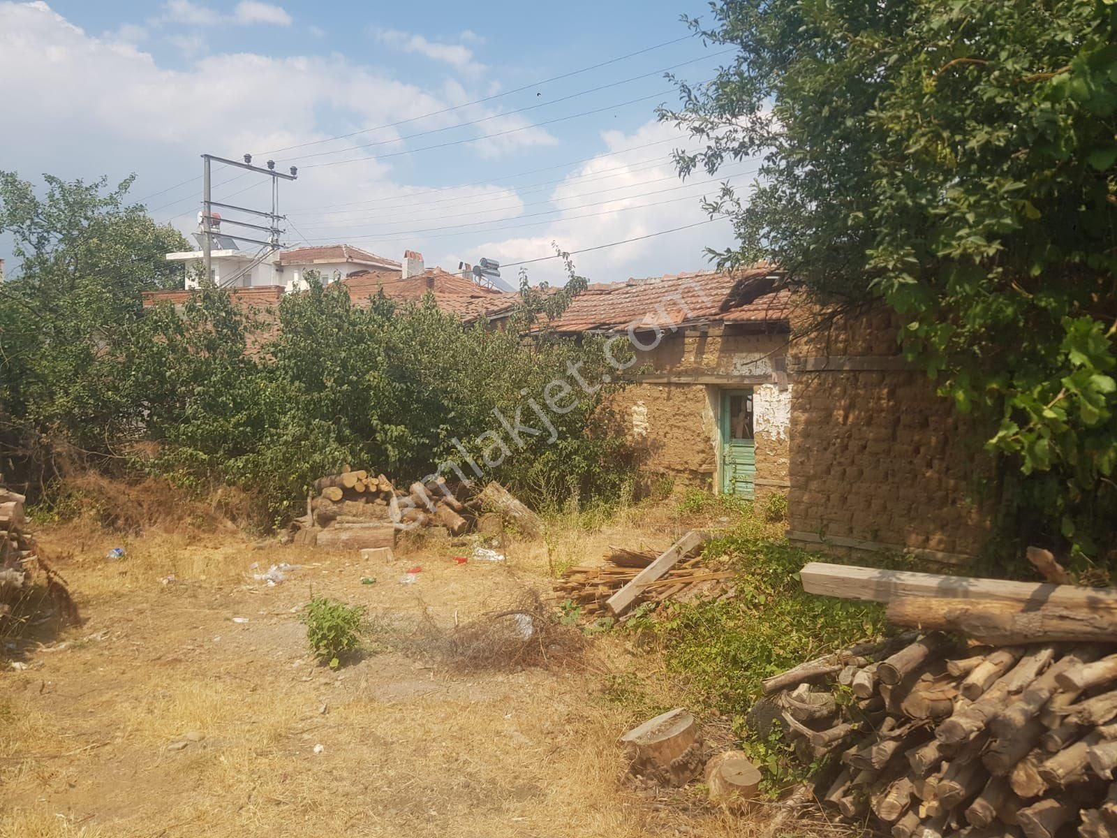 Kazdağları Akçakoyun Anayol Üzeri Köşe Parsel - Görsel 3