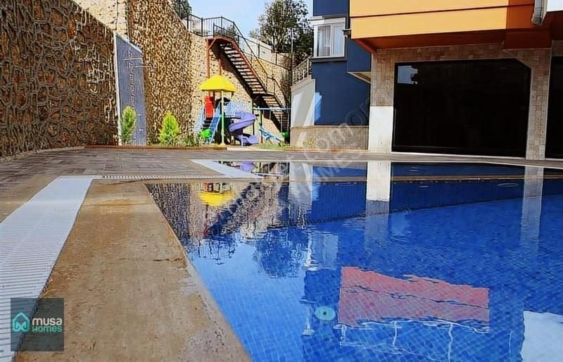 Alanya Tomur Mah. 2+1 115m2 Eşyalı Aktiviteli Denize Yakın Uygun - Görsel 11