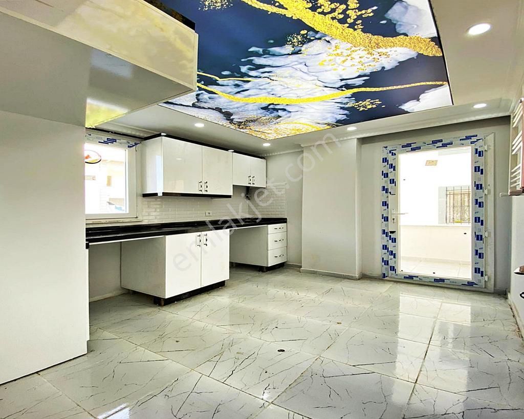 Avrupa Bölgesinin En Çok Yatırım Ve Oturum Bölgesinde 2+1 Ulaşıma Yakın Satılık Daire - Görsel 11