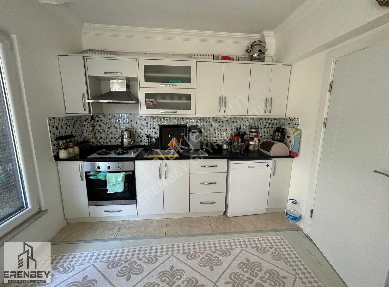Aziziye Mah. 32 Evler De Denize Sıfır 2+1 Eşyalı