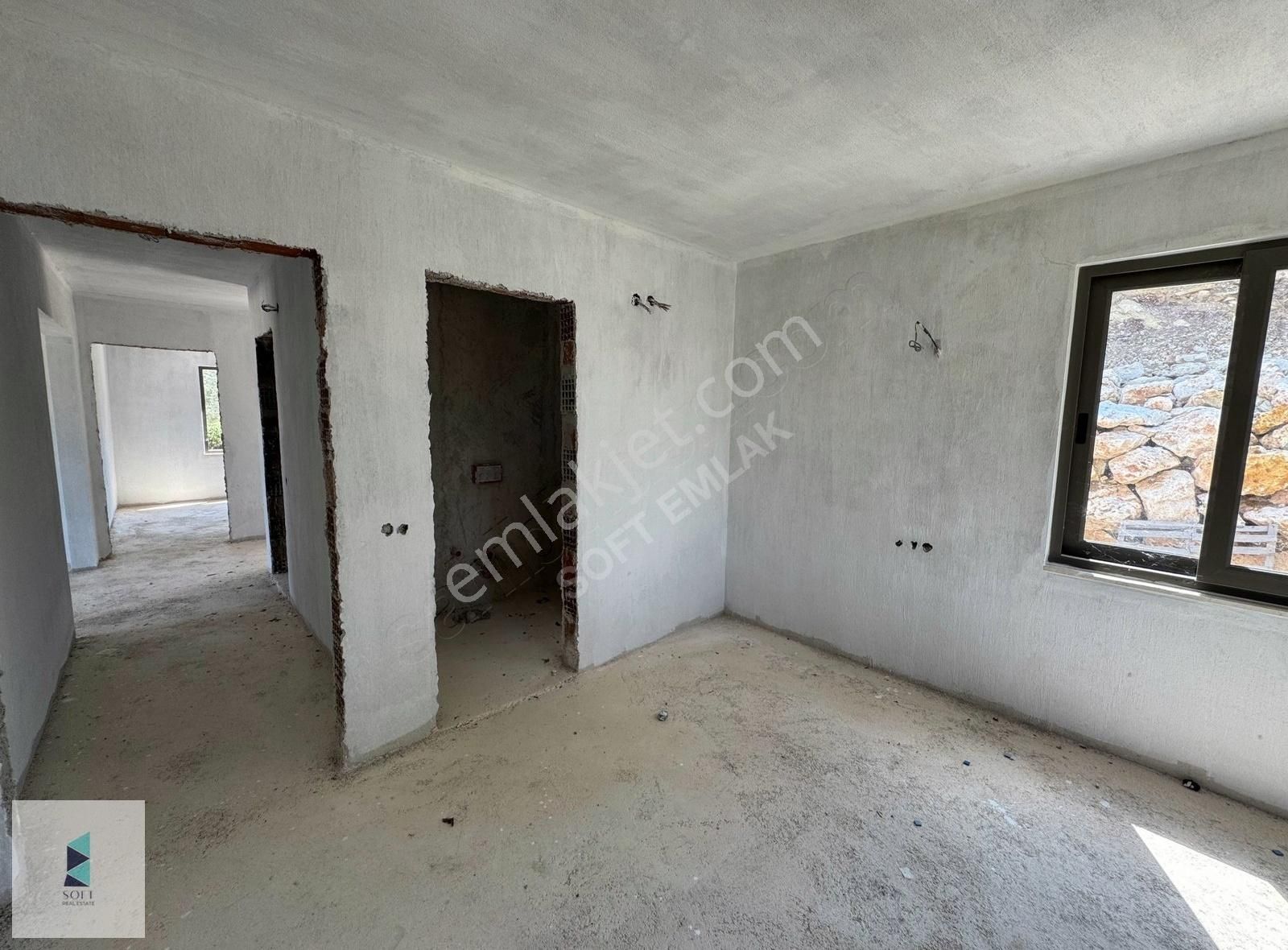 Kaş Ahatlı Mahallesinde İçinde Ev Olan Tek Tapu, Manzaralı Arsa - Görsel 12