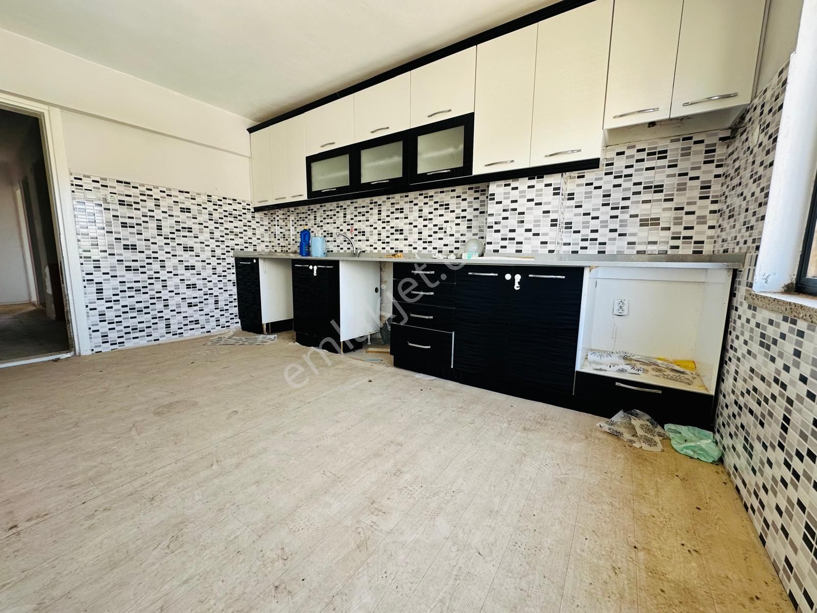 🏡 Göl-san Gayrimenkul’den 🏡yeşil Mah. Kiralık 3+1 Daire