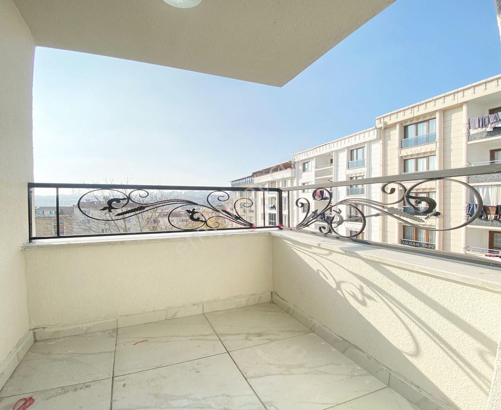 Bahçeşehir Tem Bölgesinde 2+1 Geniş M² Krediye2.80 Oranla En Düşük Faizden Konut Sahibi Olun - Görsel 13