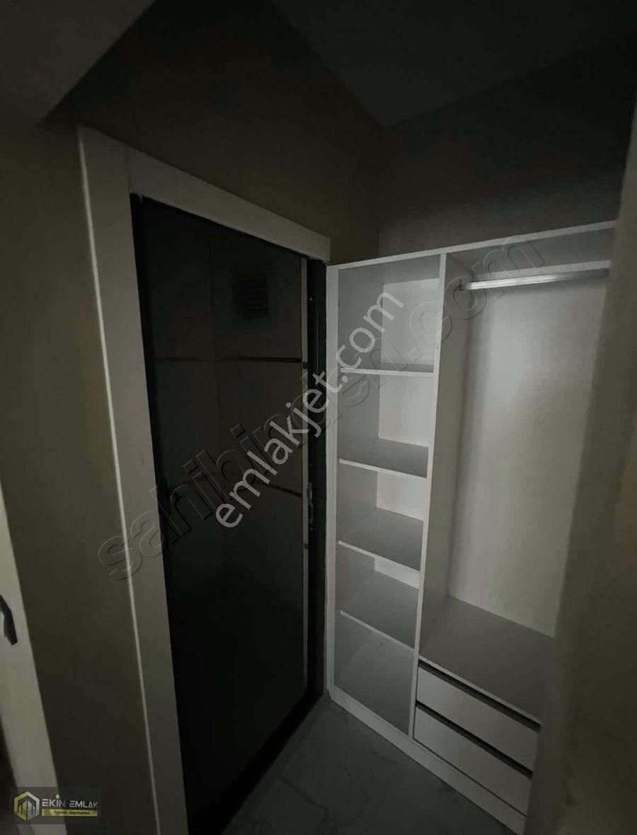 Karatay Çimenlik Mah. Fetih Cad. Cepheli Arakat 4+1 Lüx Daire