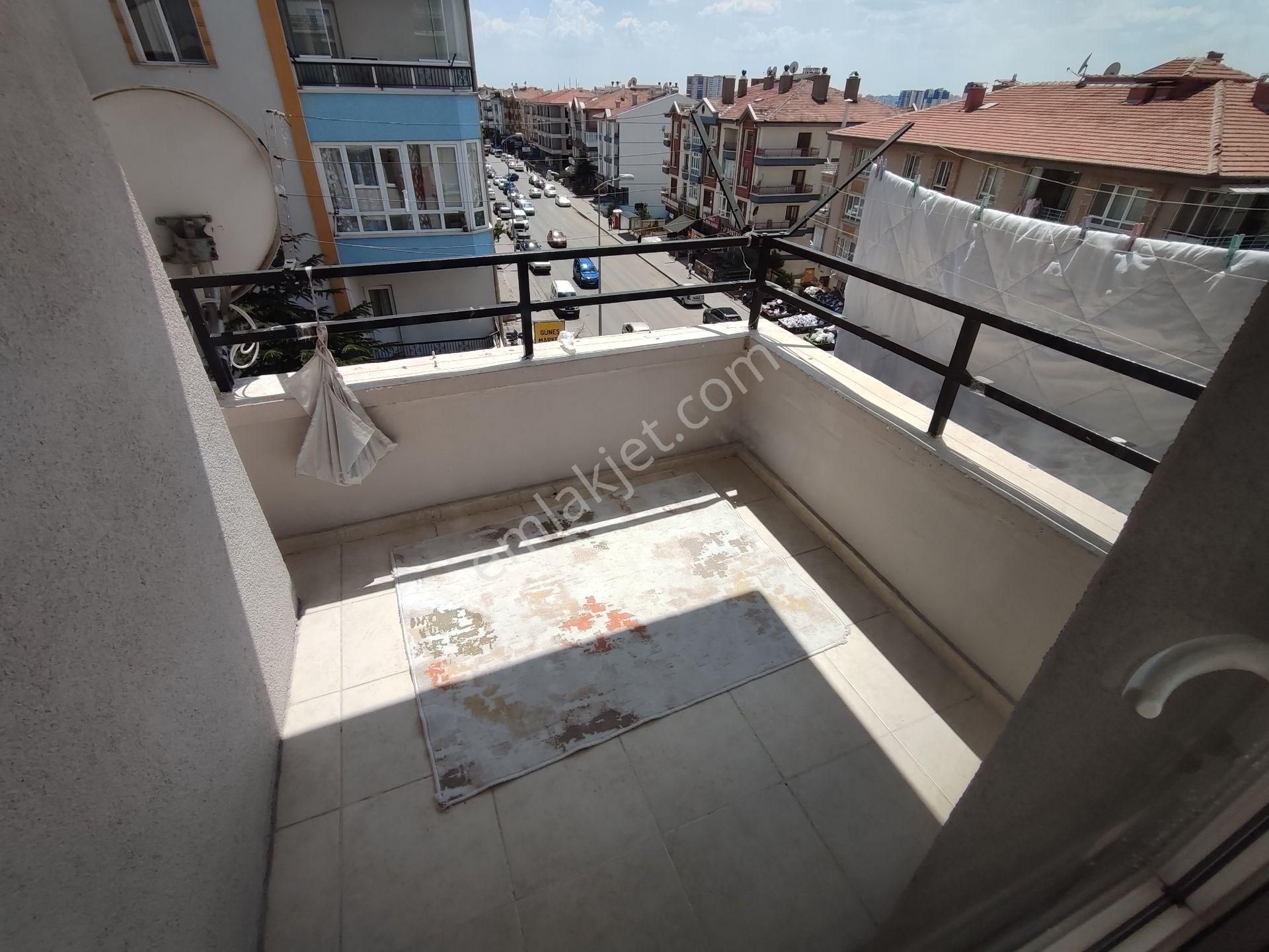 Ufuktepe'de Cadde Üzeri Lüx Yapılı 5+1 Kilerli Dublex Daire Tuğrul Emlak'tan - Görsel 7