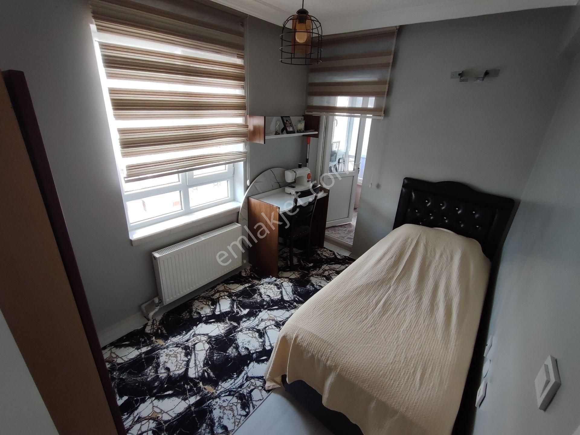 Ufuktepe'de Cadde Üzeri Lüx Yapılı 5+1 Kilerli Dublex Daire Tuğrul Emlak'tan - Görsel 10
