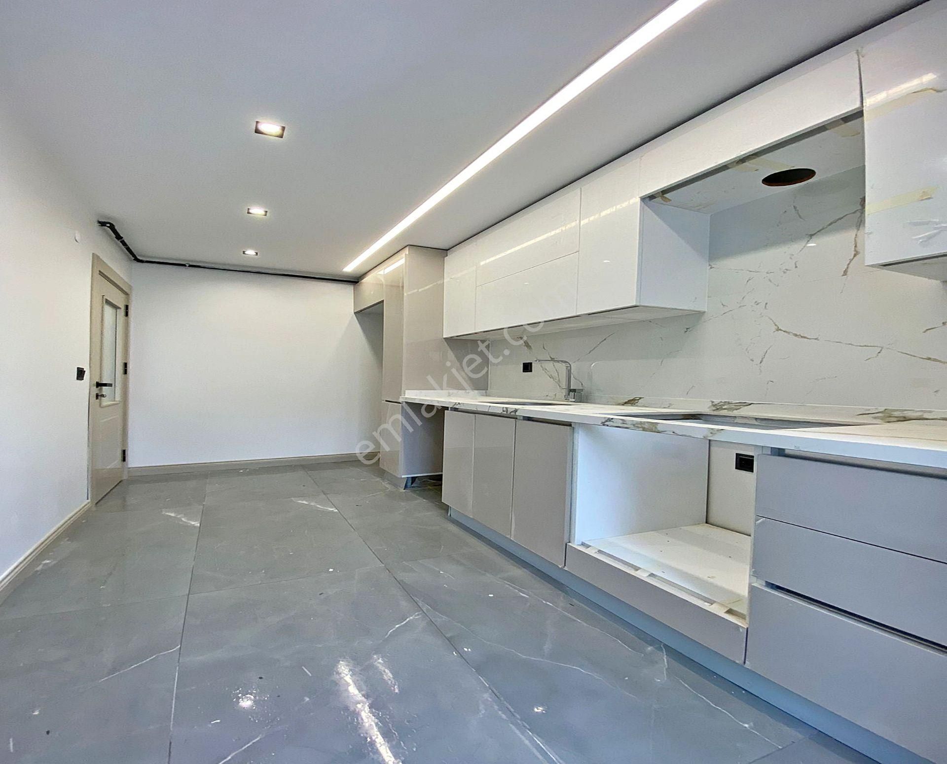 Bahçeşehir Bölge Akbatı Avm Tarafı 2+1 Kapalı Mutfak Kat Mülkiyetli Satılık Fırsat Daire - Görsel 32