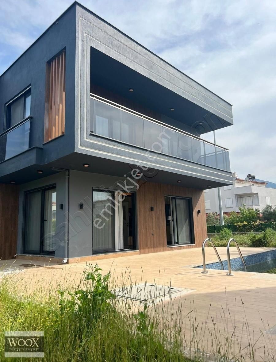 Kuşadası Güzelçamlı Satılık Eşyalı Lüks Sıfır Villalar