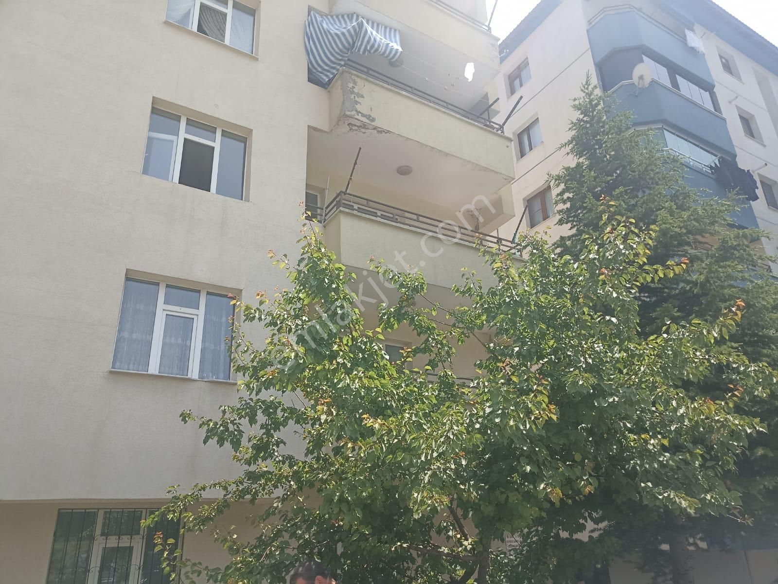 Şehir Merkezine Yürüme Mesafesinde, Geniş Ve Ferah 3+1 Kiralık Daire!