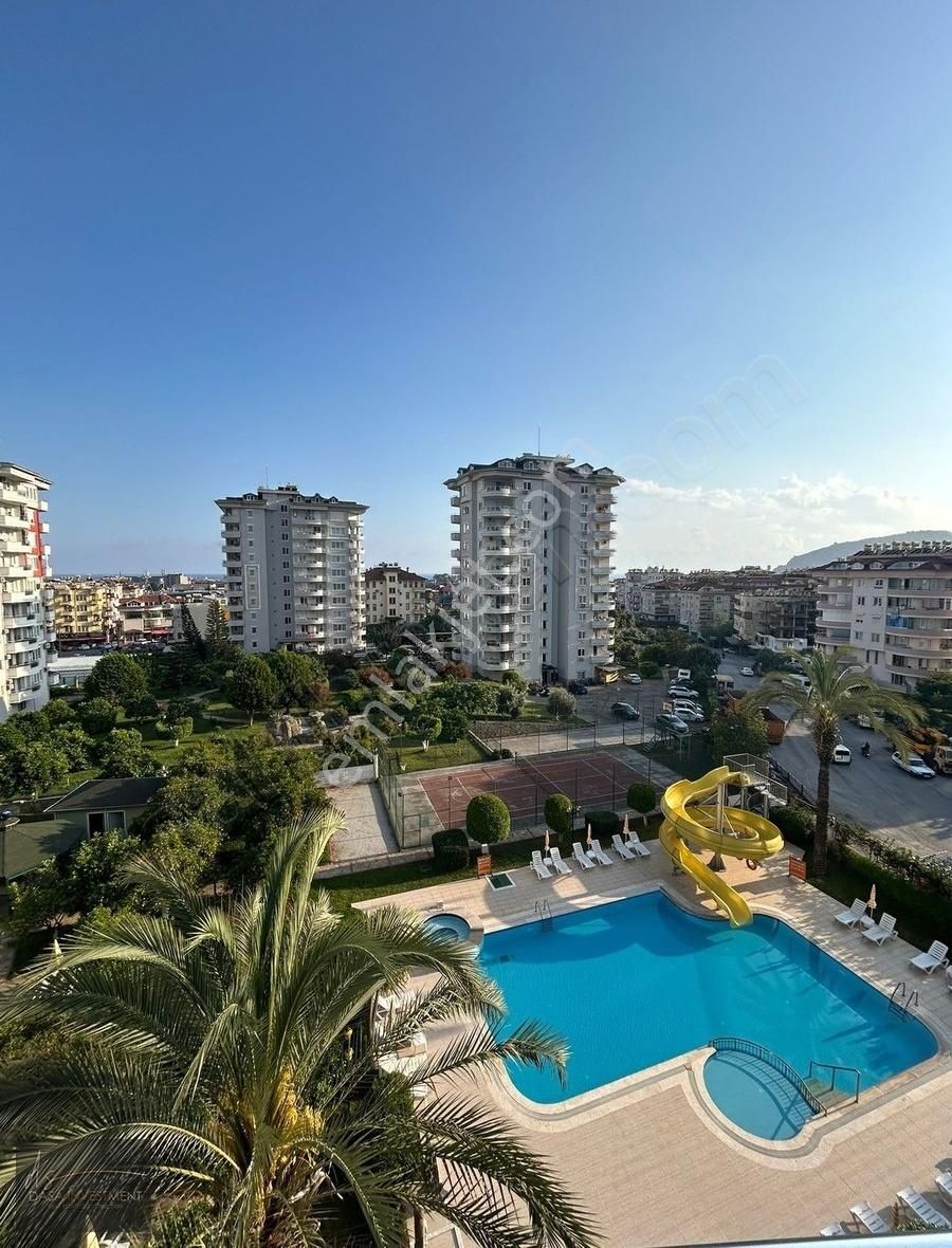Alanya Cikcilli Mah. 1+1 Full Aktiviteli Satılık Daire