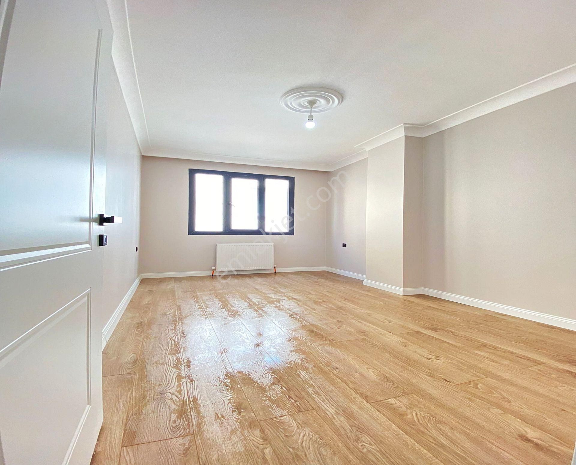 Bahçeşehir Lokasyonunda 3+1 Yeni İnşaat Hastaneye Okula Yakın Satılık Fırsat Daire - Görsel 11