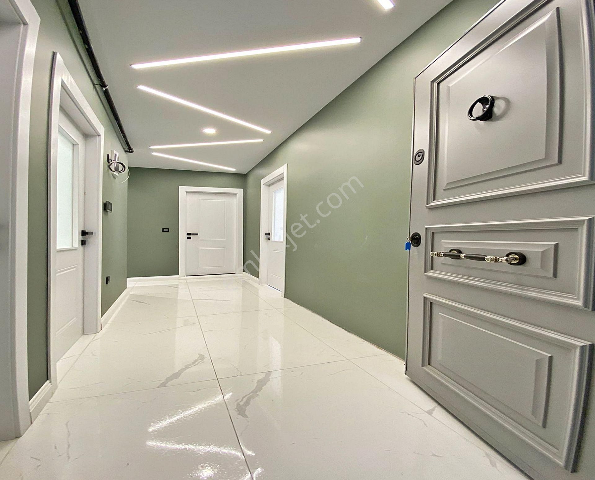 Bahçeşehir Lokasyonunda 3+1 Yeni İnşaat Hastaneye Okula Yakın Satılık Fırsat Daire - Görsel 28