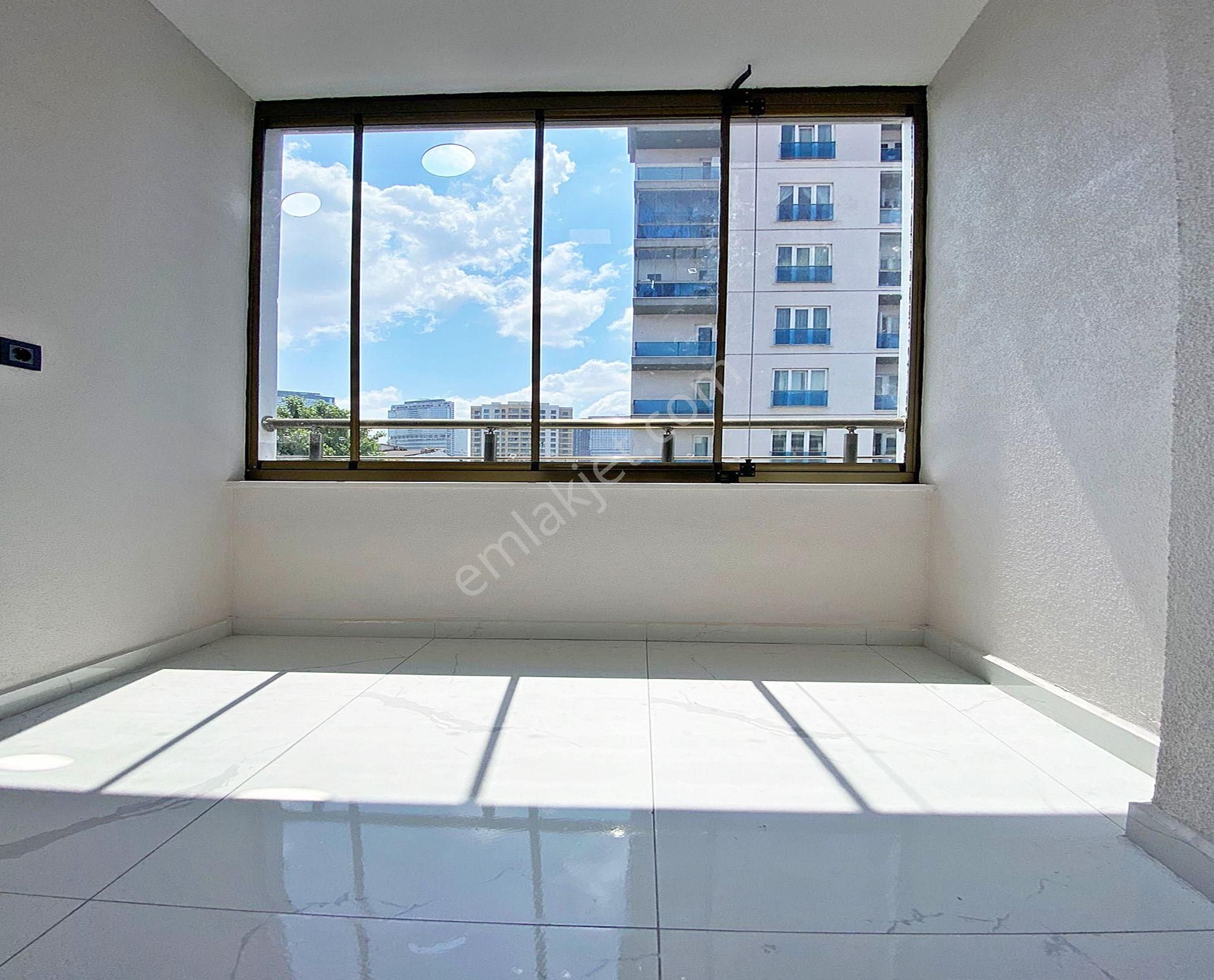 Bahçeşehir Lokasyonunda 3+1 Yeni İnşaat Hastaneye Okula Yakın Satılık Fırsat Daire - Görsel 29