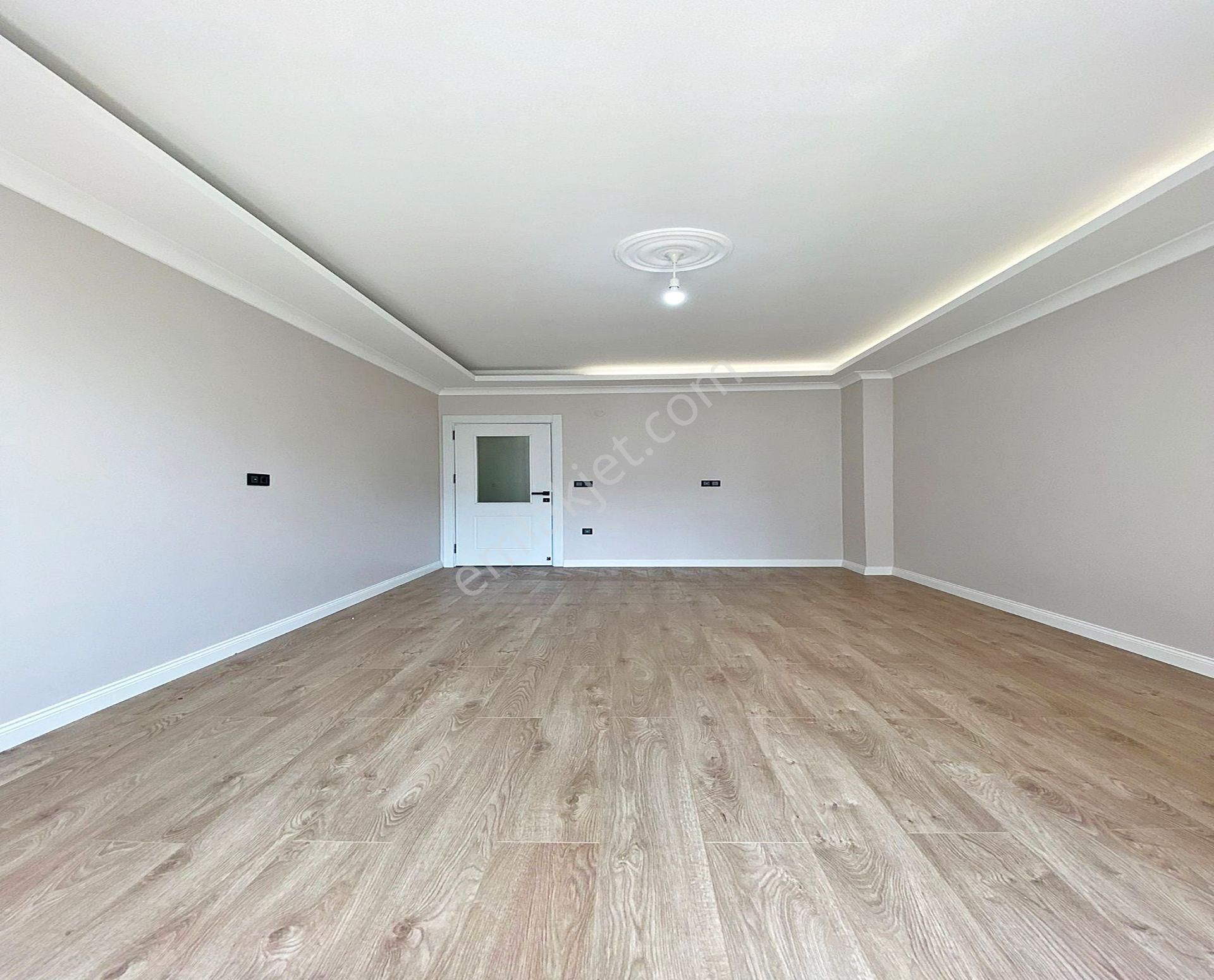 Bahçeşehir Lokasyonunda 3+1 Yeni İnşaat Hastaneye Okula Yakın Satılık Fırsat Daire - Görsel 9