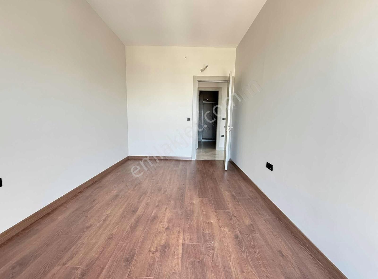 0.99 Dan Başlayan Kredi İmkanı 4+1 Ebeveyn Banyolu Satılık Daire - Görsel 27