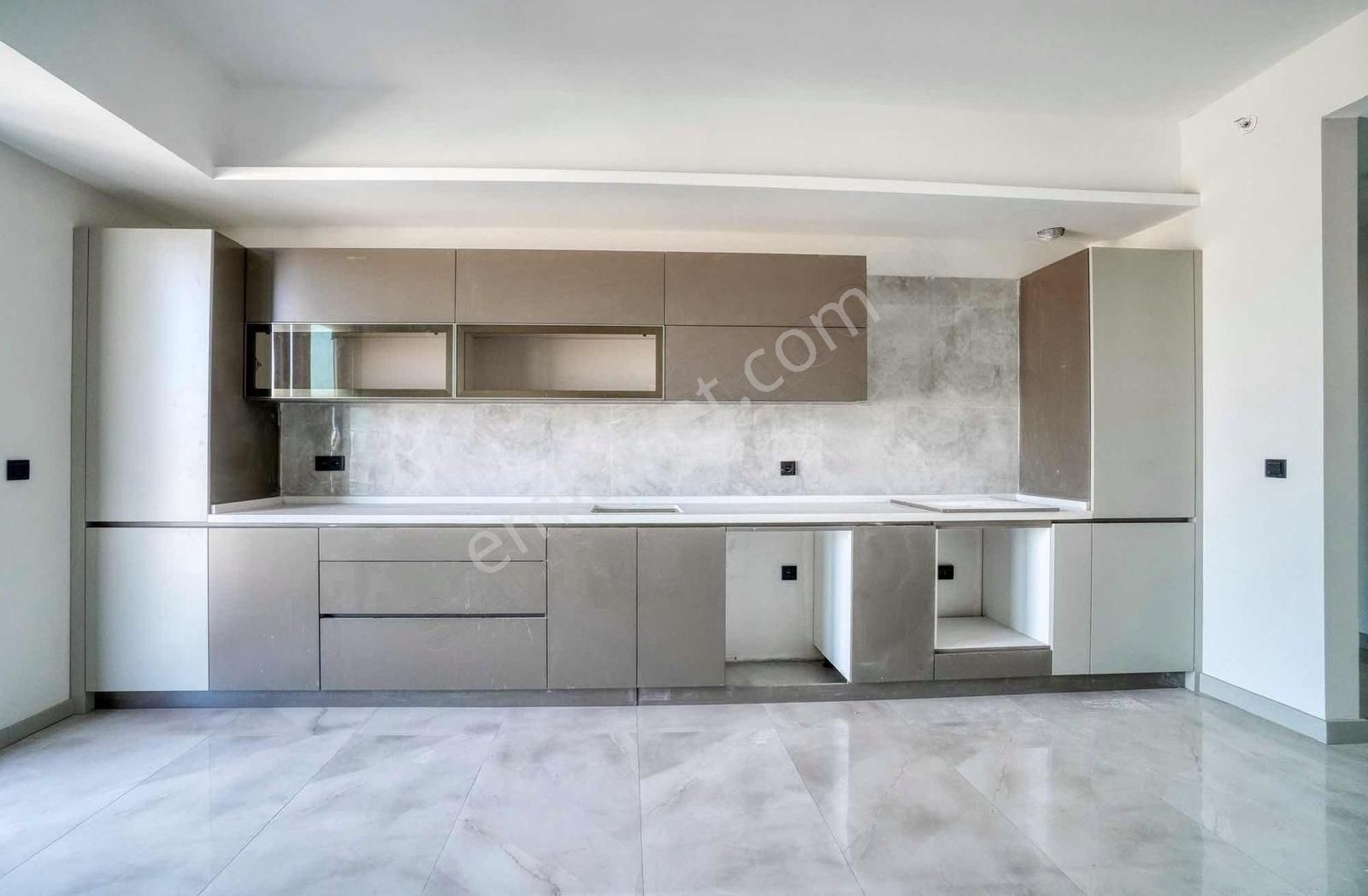 0.99 Dan Başlayan Kredi İmkanı 4+1 Ebeveyn Banyolu Satılık Daire - Görsel 25