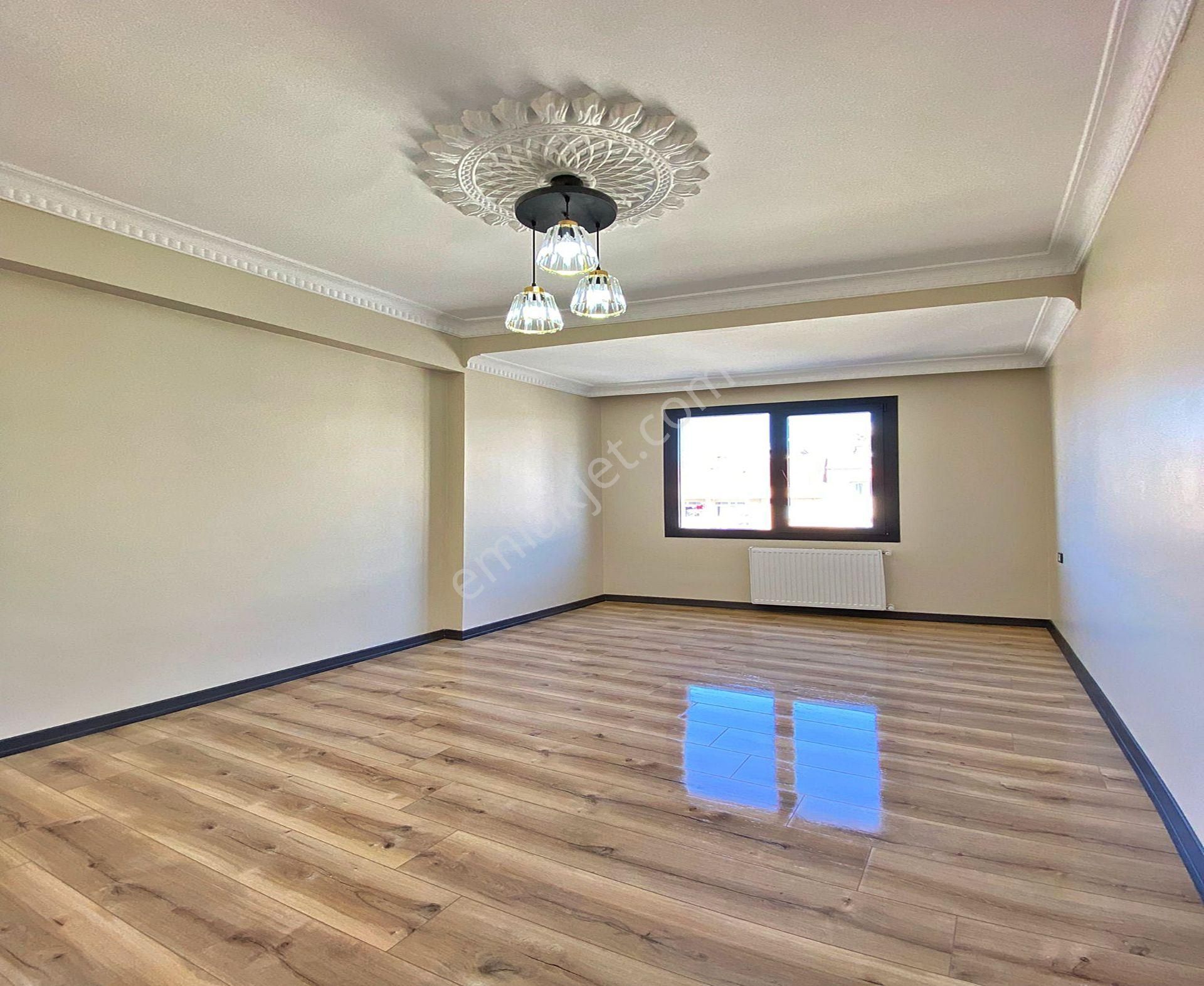 Bahçeşehir Konumunda Özel Tasarımlı Satılık 1+1 Avantajlı Daire - Görsel 9