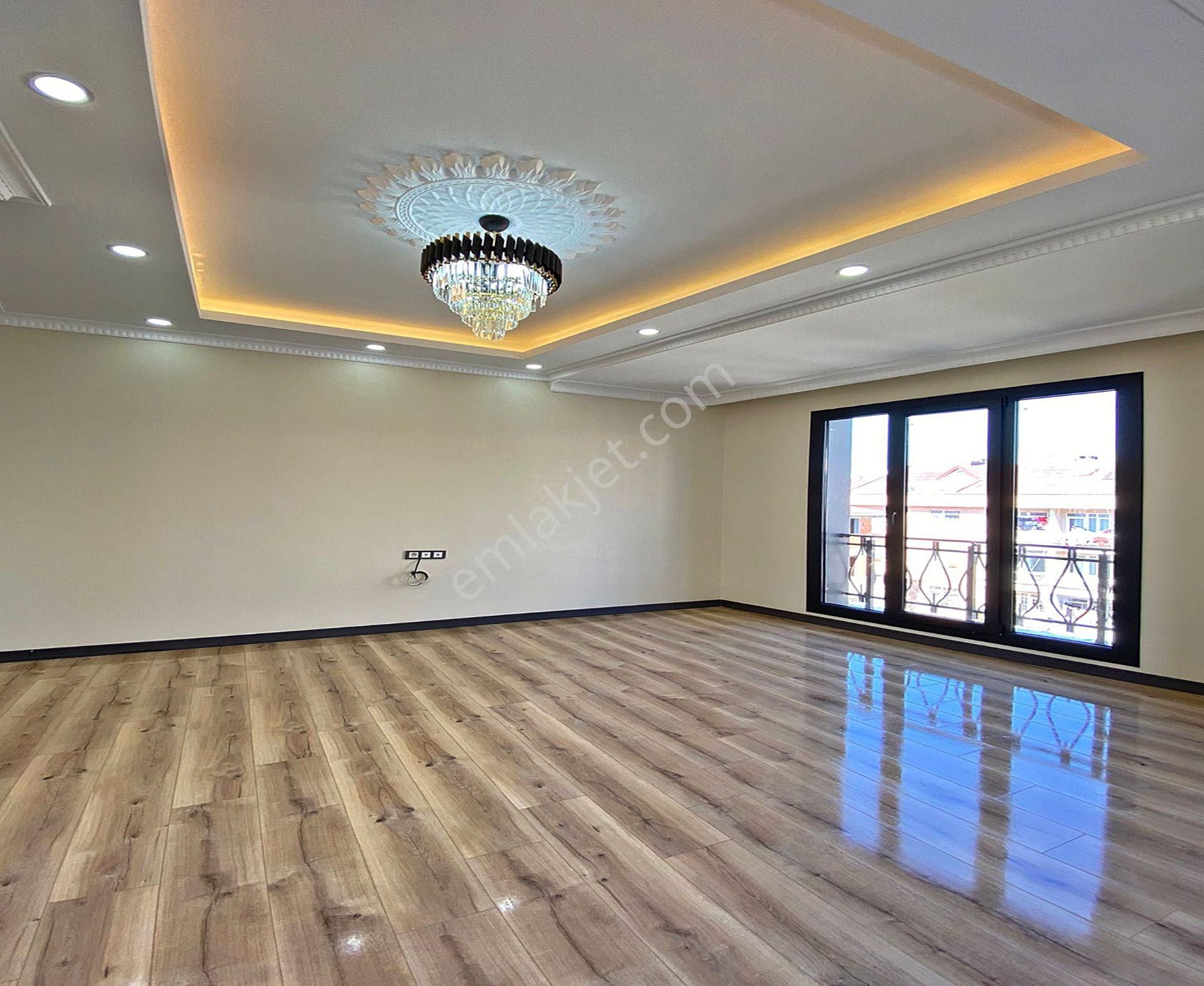 Bahçeşehir Konumunda Özel Tasarımlı Satılık 1+1 Avantajlı Daire - Görsel 16