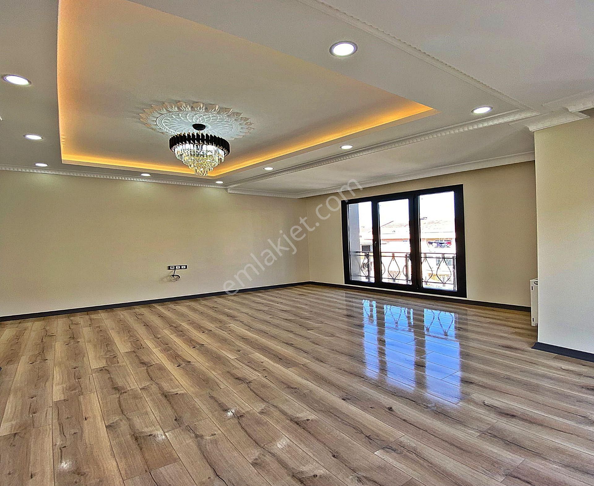 Bahçeşehir Konumunda Özel Tasarımlı Satılık 1+1 Avantajlı Daire - Görsel 18