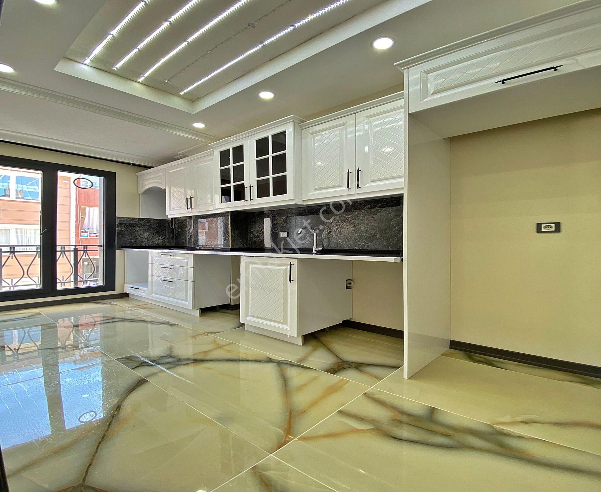 Bahçeşehir Konumunda Özel Tasarımlı Satılık 1+1 Avantajlı Daire - Görsel 27