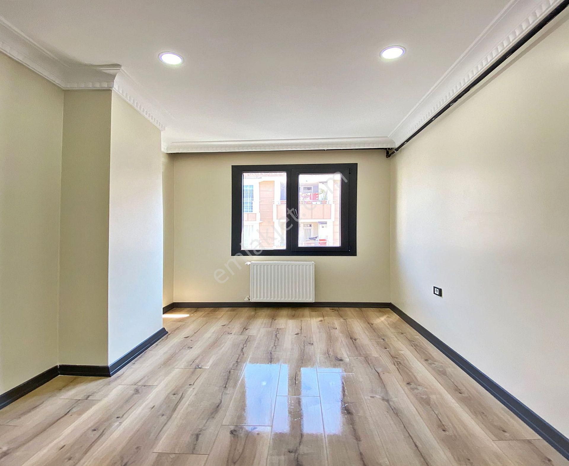 Bahçeşehir Konumunda Özel Tasarımlı Satılık 1+1 Avantajlı Daire - Görsel 21