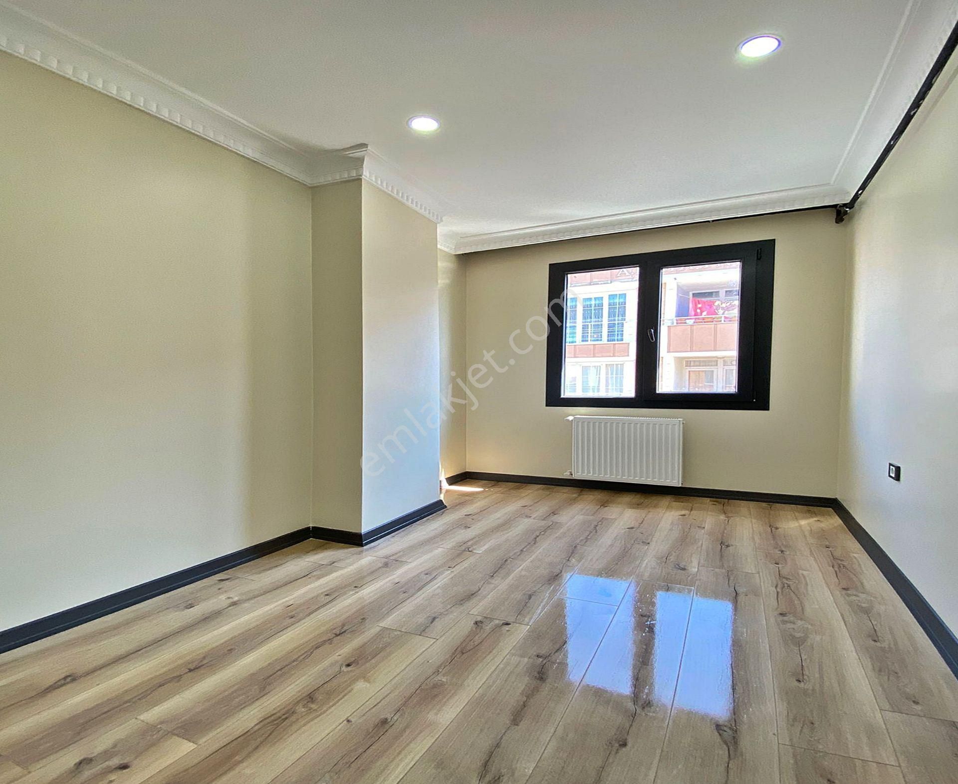 Bahçeşehir Konumunda Özel Tasarımlı Satılık 1+1 Avantajlı Daire - Görsel 23