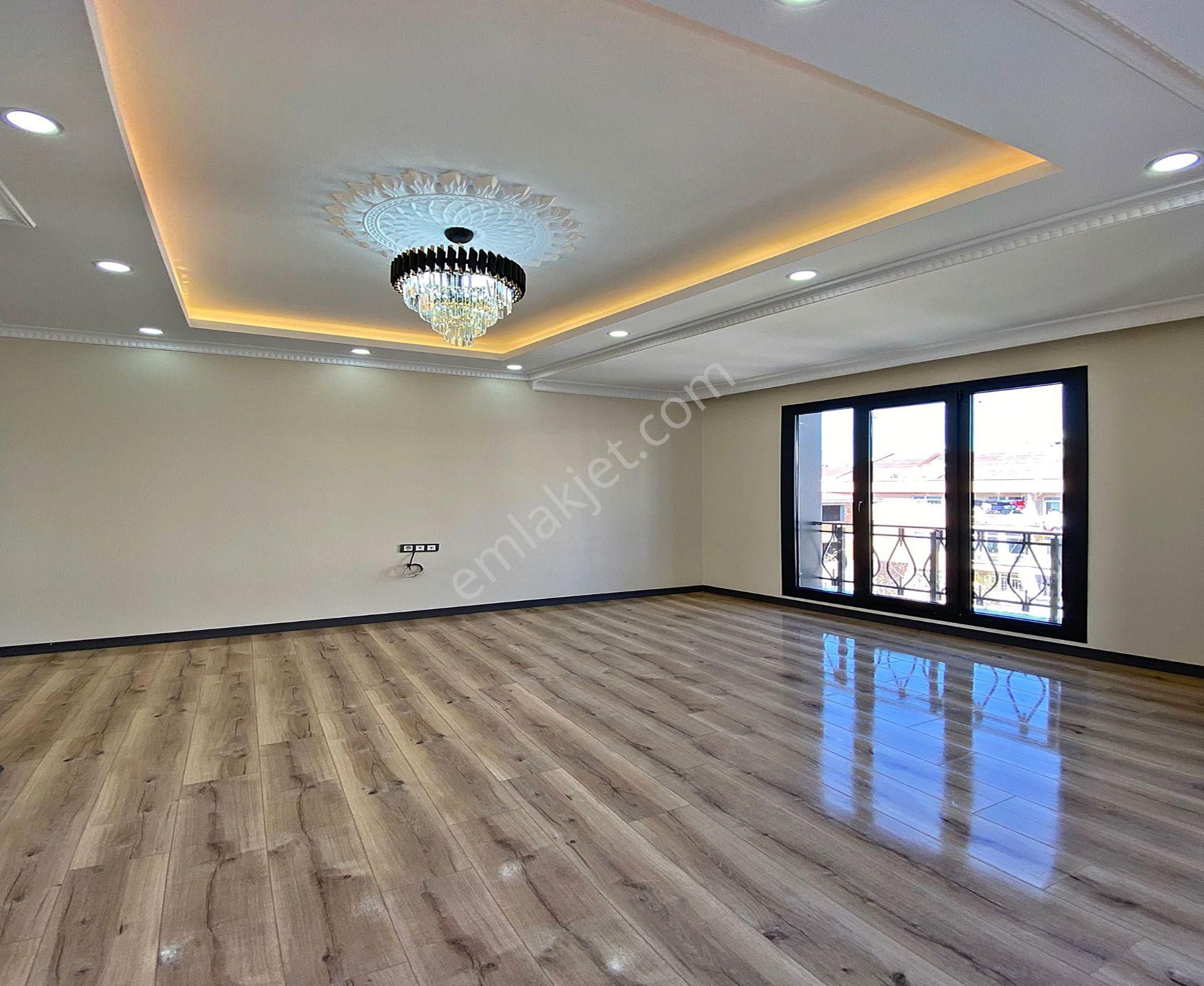 Bahçeşehir Konumunda Özel Tasarımlı Satılık 1+1 Avantajlı Daire - Görsel 17