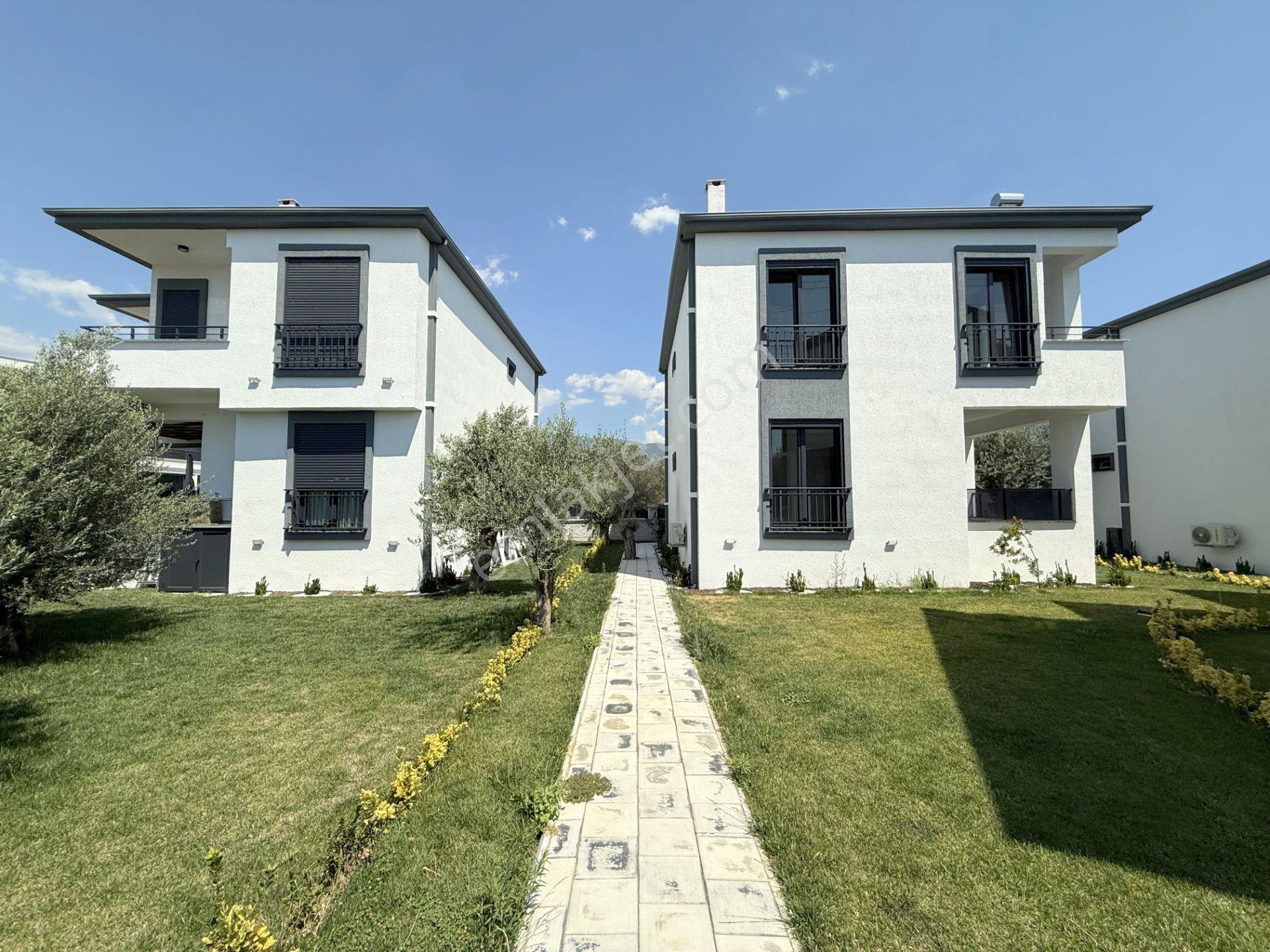 🟣🟣 Güç Gayrimenkul'den Zeytinli'de Geniş Bahçeli Ultra Lüx Tasarımlı Satılık 5+1 Villa - Görsel 15