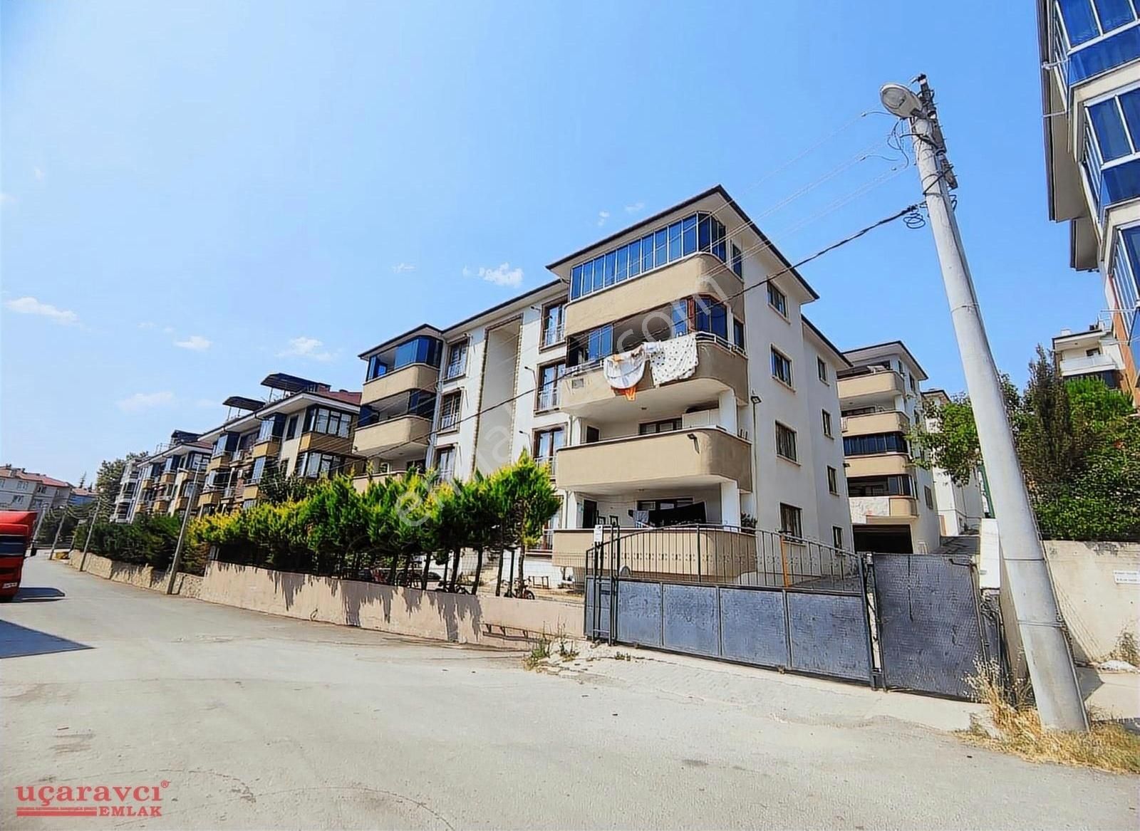Uçaravcı'dan Mavikent St. Satılık Geniş 3+1 Daire