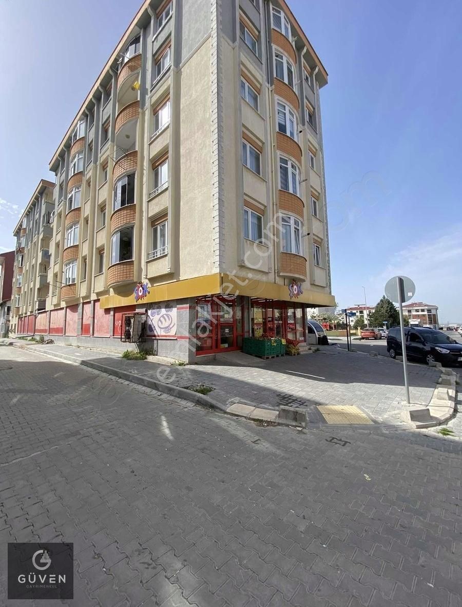 Su Deposu Civarı 2+1 İskanlı 13 Yaşında