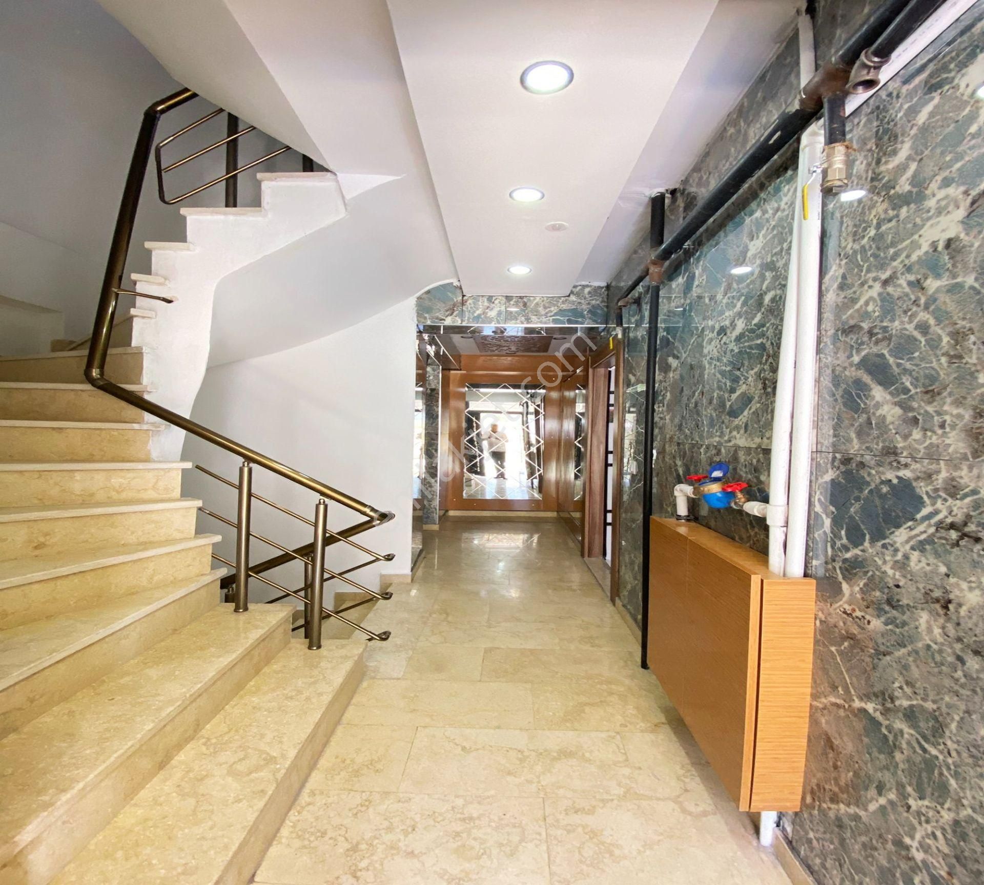 Bahçeşehir Bölge 2+1 Özel Tasarım Sahibinden Krediye Uygun Satılık Fırsat Daire - Görsel 4