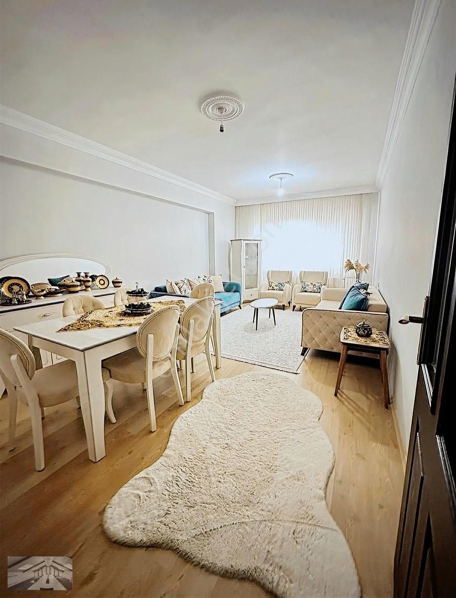Ydn Emlak'tan Maraş Cad Yakın Satılık 3+1 Daire