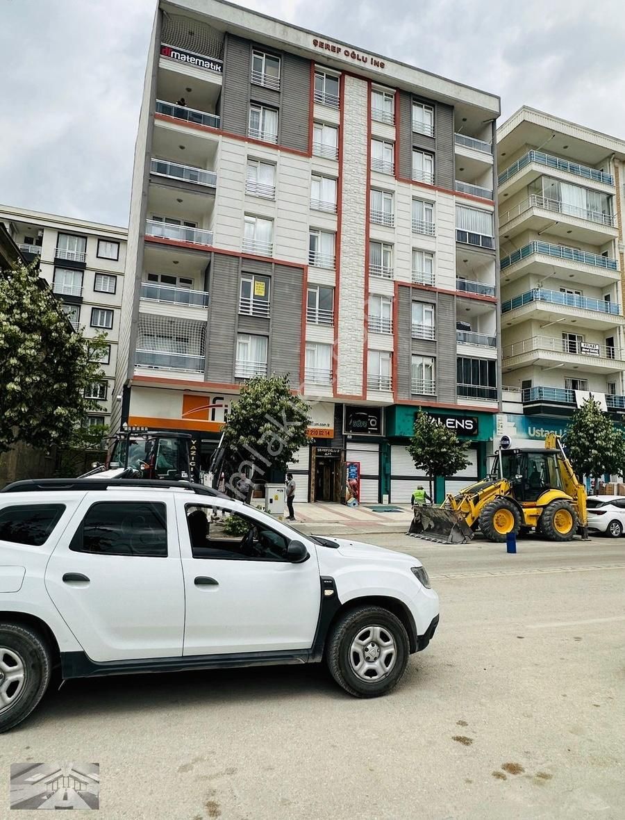 Ydn Emlak'tan Suvaroğlu Cad. Satılık 3+1 Daire