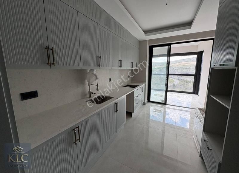 Klc Yatırım A.ş'den Yaşamkent'te 2+1 Kapalı Mutfak Sıfır Daire