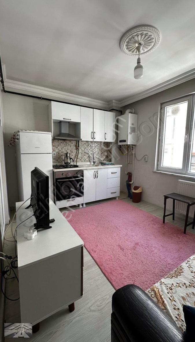 Ydn Emlak'tan Maraş Cad. Yakın Satılık 1+1 Eşyalı Daire