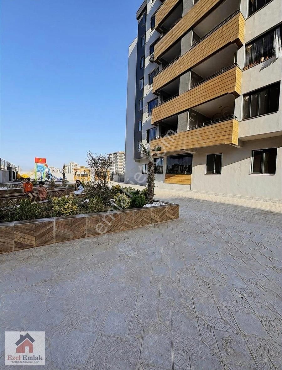 Ezel Emlaktan Onkoloji De Satılık 2.5+1 Sıfır Kat Bahçeli Daire