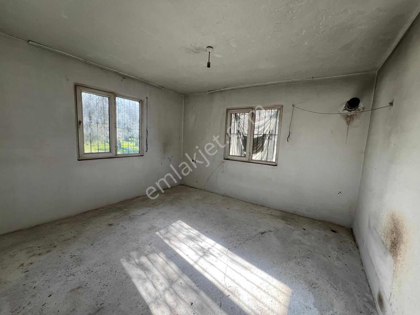 Milas Kandak Mahallesinde Doğa İle İç İçe Müstakil Bir Ev - Görsel 6