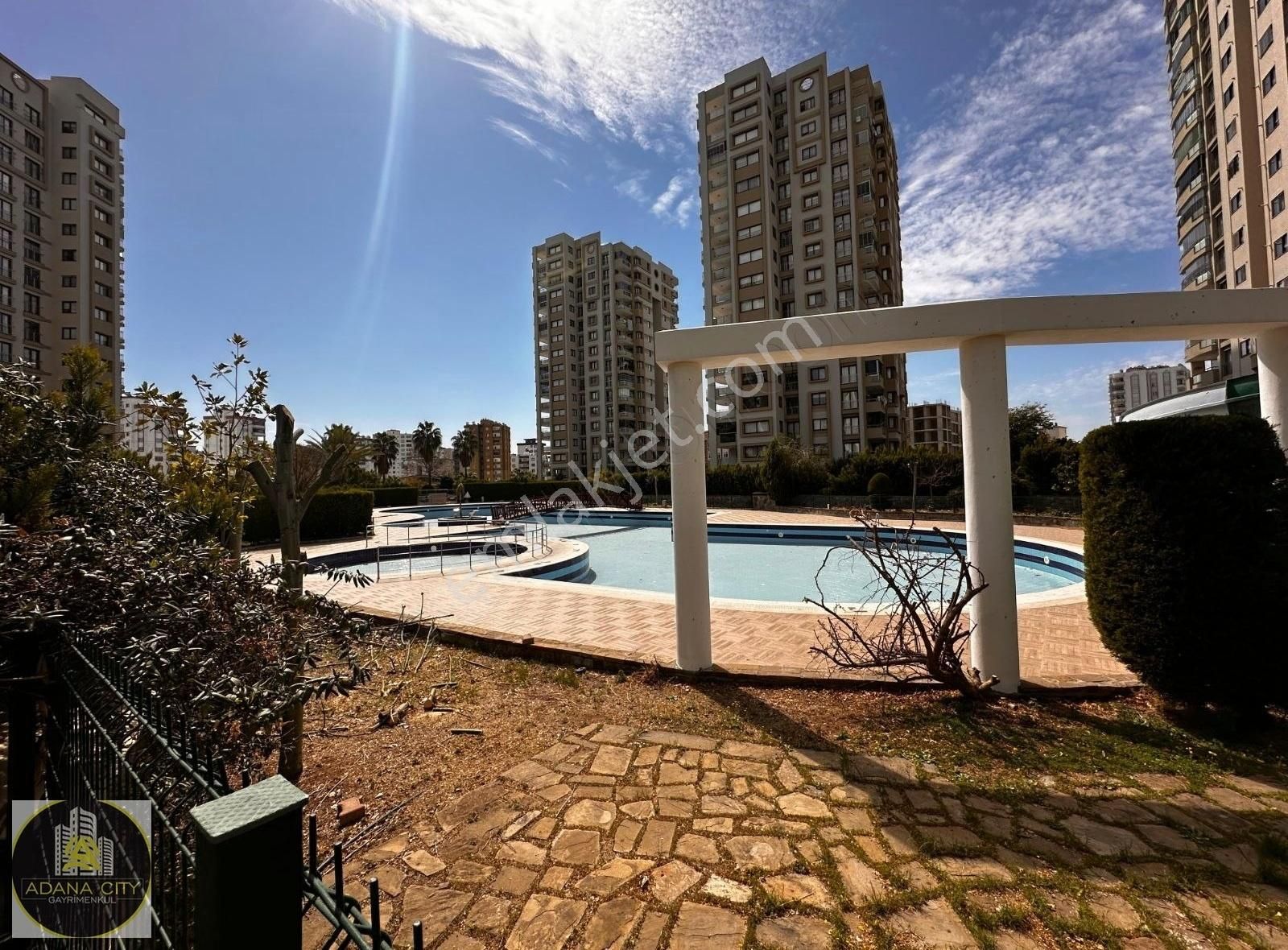 7/24 Güvenlikli,4+1 Full Sosyal Donatılı Satılık Daire