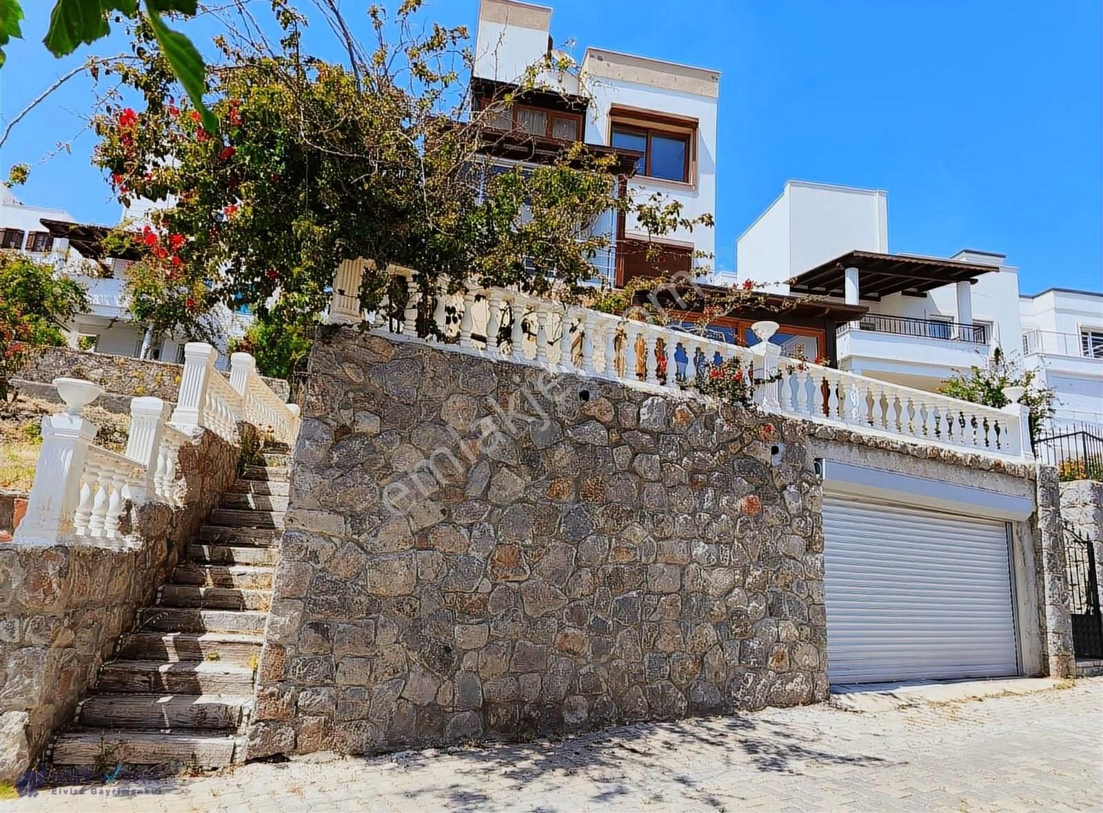 Full Deniz Manzaralı Müstakil Triplex - Görsel 16