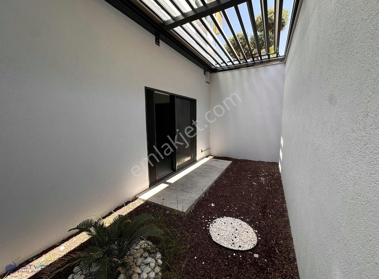 Bitezte Hayalini Kurduğunuz Hayat Bu Kapının Ardında... - Görsel 13