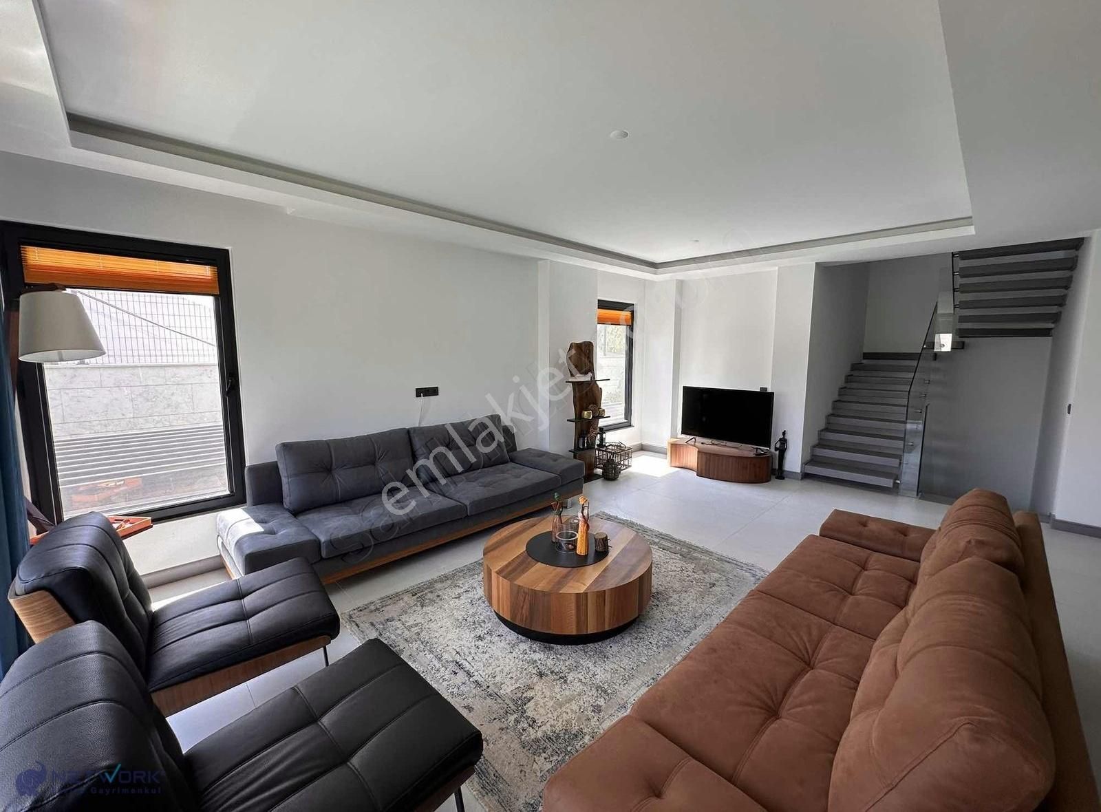 Bitezte Hayalini Kurduğunuz Hayat Bu Kapının Ardında... - Görsel 32