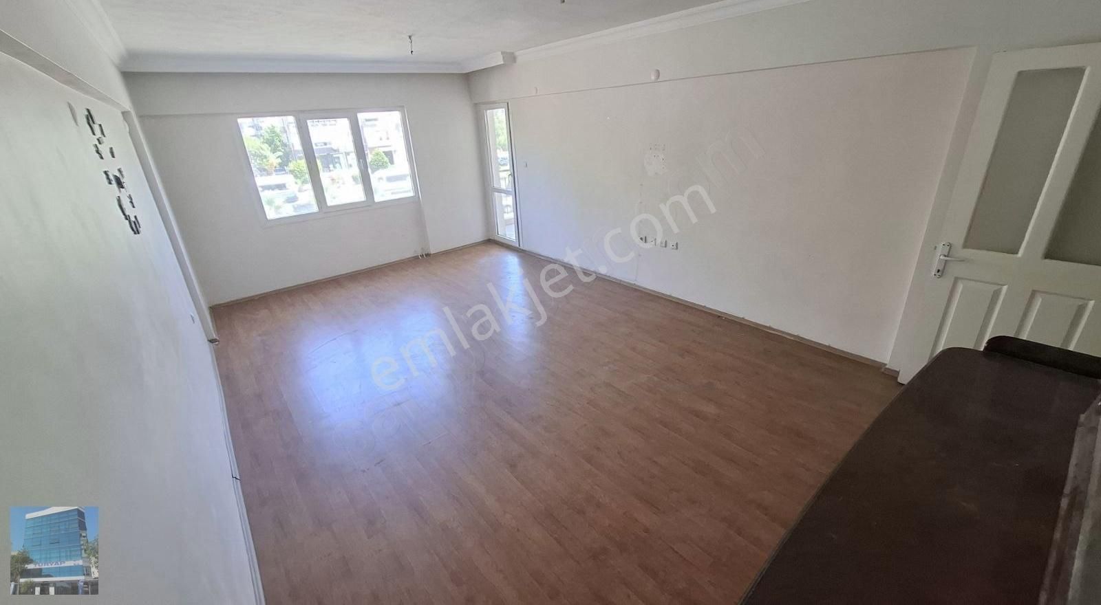 Karşıyaka İmbatlı'da Satılık 3+1 Daire - Görsel 20