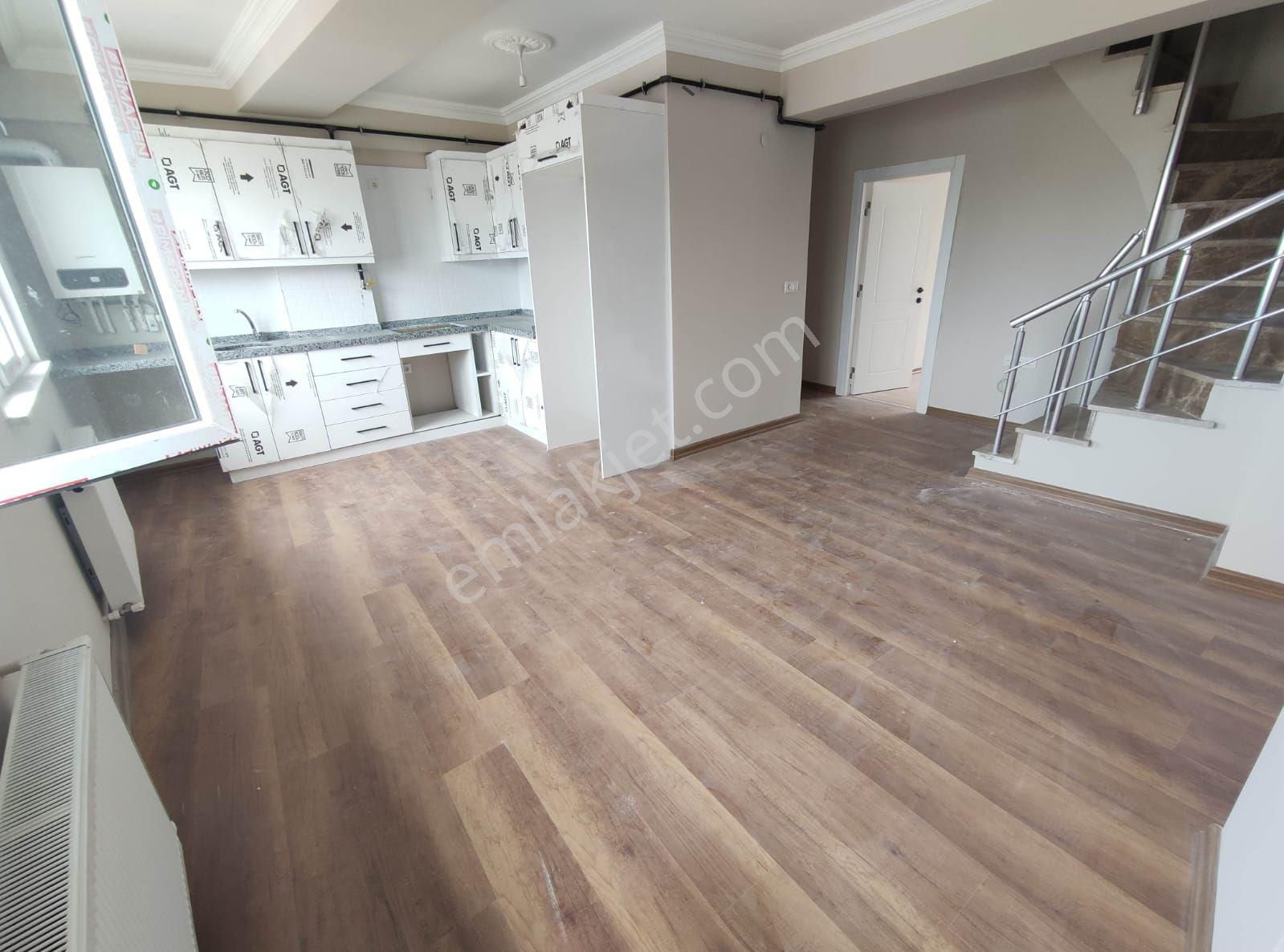 Gültepe- Harmantepe'de Sıfır Bina 3+2 Satılık Dubleks Daire