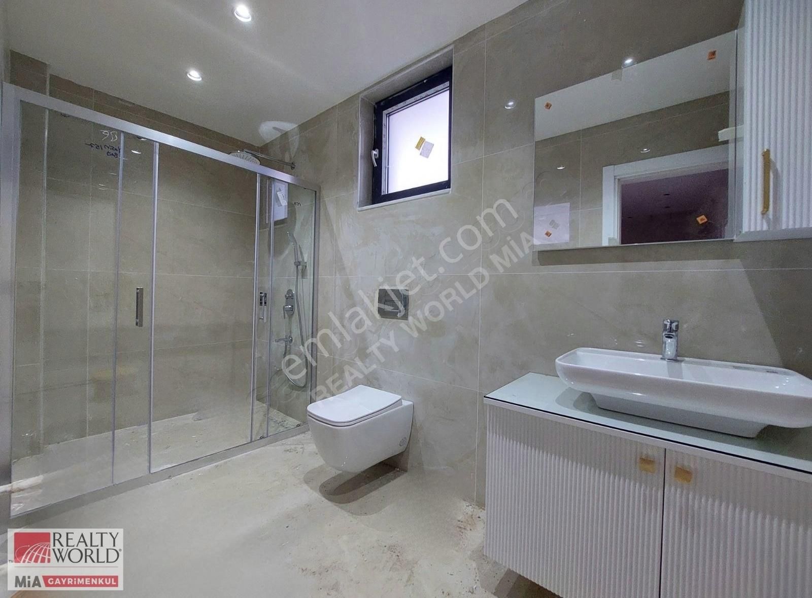 Antalya Döşemealtı'nda 668 M2 Arsa İçinde Satılık 4+1 Müstakil Villa - Görsel 35