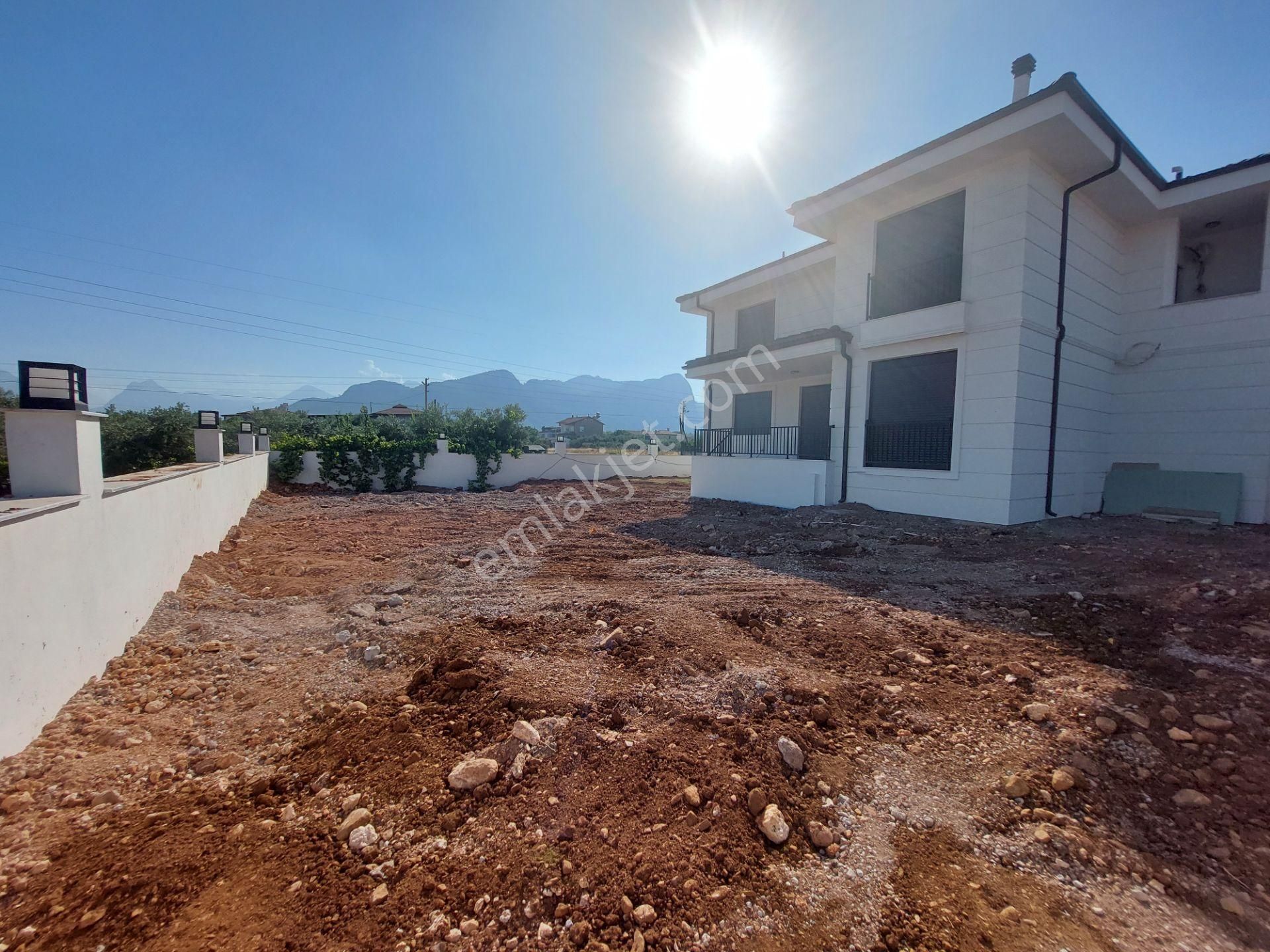 Antalya Döşemealtı'nda 668 M2 Arsa İçinde Satılık 4+1 Müstakil Villa - Görsel 7